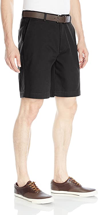 Photo 1 of Amazon Essentials Men's Classic-Fit 9" Short SIZE 38
