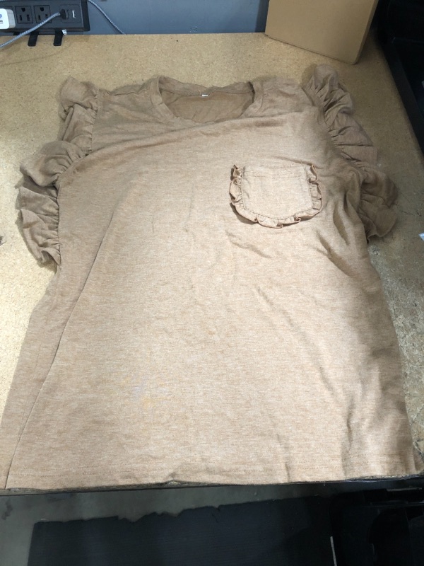 Photo 2 of Beige Ruffled T-Shirt (S)