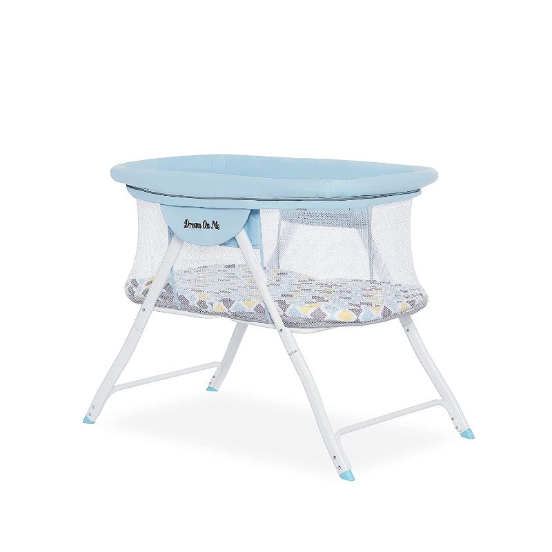 Photo 1 of Dream On Me Poppy Traveler Portable Bassinet in Brown/Blue
