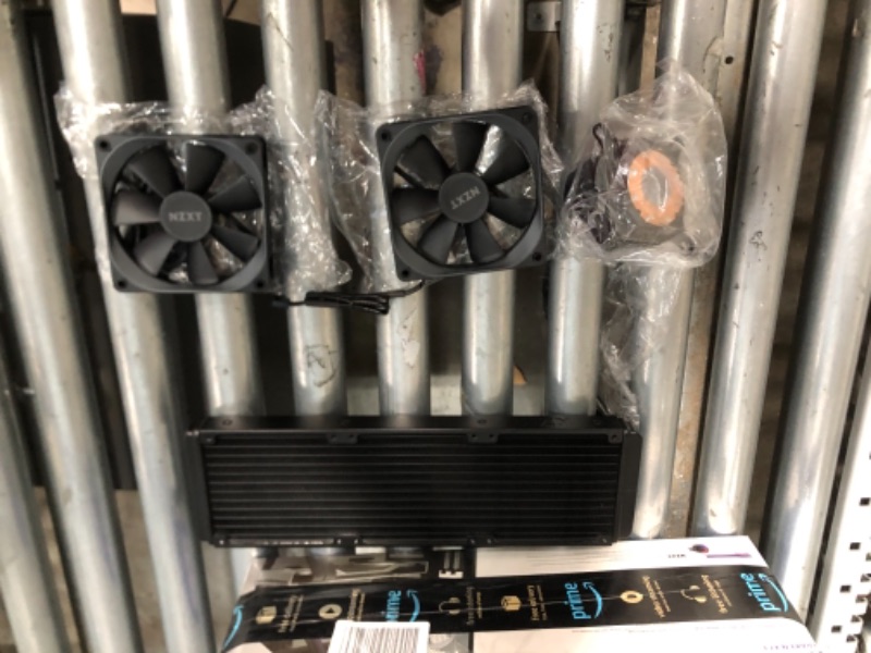 Photo 2 of NZXT Kraken X73 360mm All-in-One Liquid Cooler with RGB
