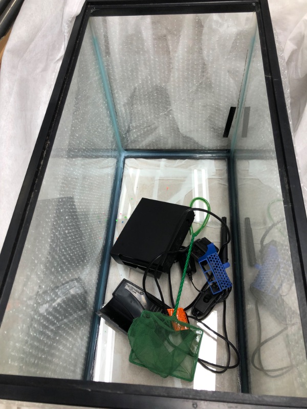 Photo 4 of All Glass Aquarium Tank with pump and accessories- 20 Gallon - 24 x 12 x 16 inches