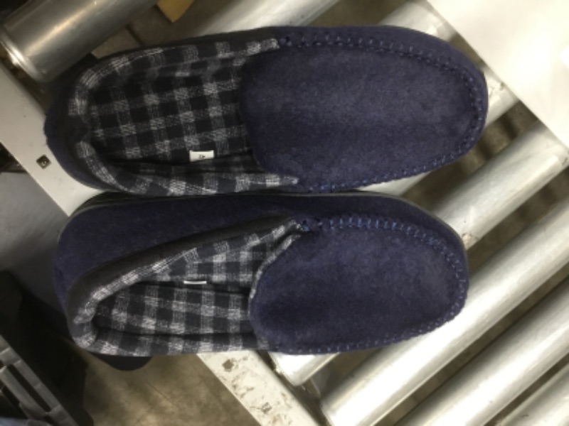 Photo 2 of (TWO LEFT SLIPPERS)
NewDenBer Men's Moccasin Slippers with Indoor Outdoor Memory Foam Sole, Soft Warm Slip On House Shoes
SIZE 9