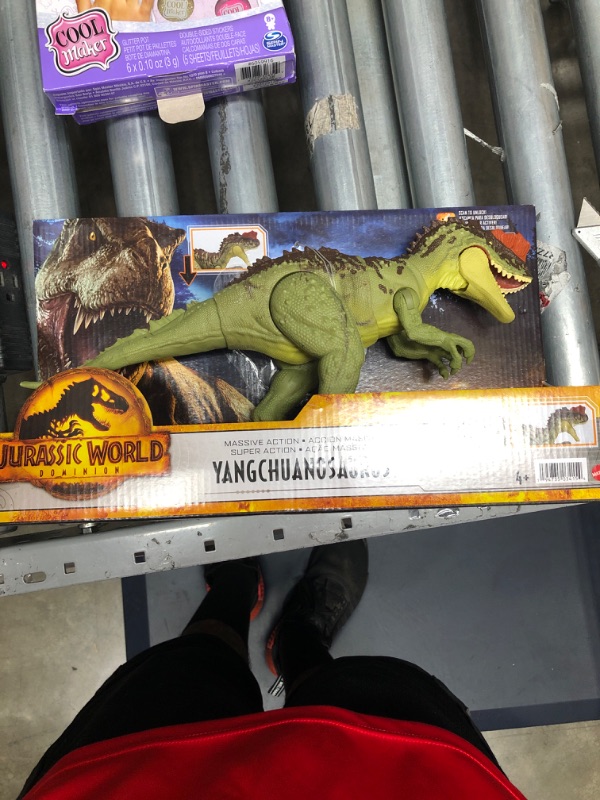 Photo 2 of Jurassic World: Dominion Massive Action Yangchuanosaurus Dinosaur Attack Motion Figure

