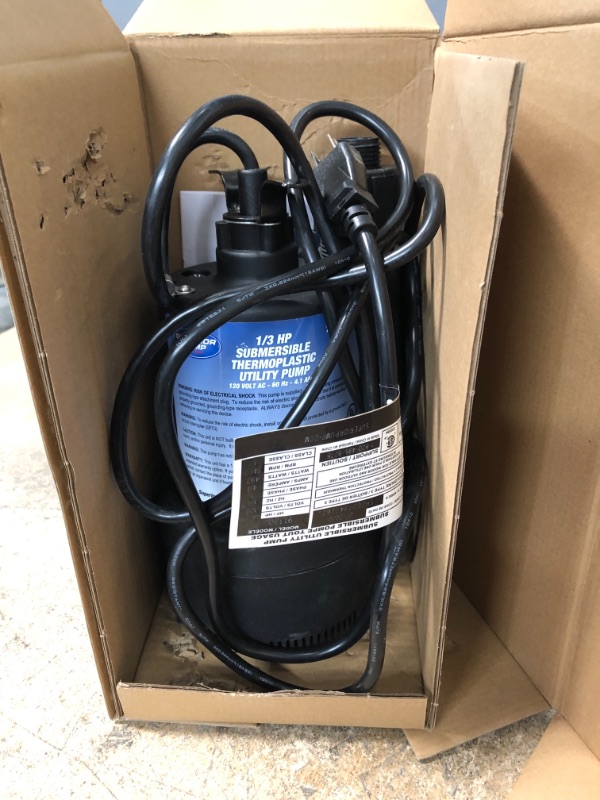 Photo 2 of ***PARTS ONLY*** Superior Pump 91330 1/3 HP Thermoplastic Submersible Utility Pump with 10-Foot Cord
