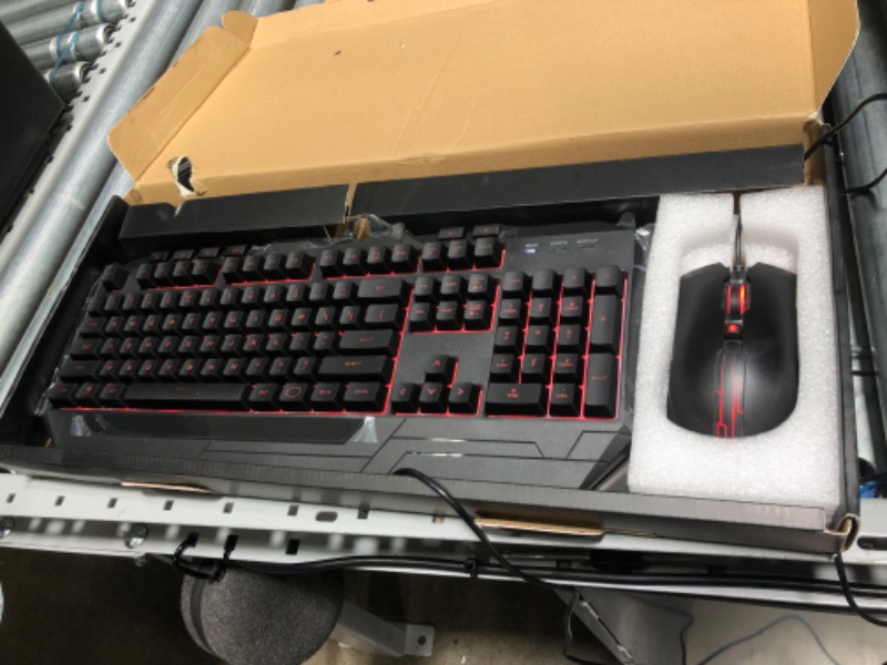 Photo 3 of Cooler Master Devastator 3 Gaming Keyboard & Mouse Combo, 7 Color Mode LED Backlit, Media Keys, 4 DPI Settings, Model:SGB-3000-KKMF1-US
