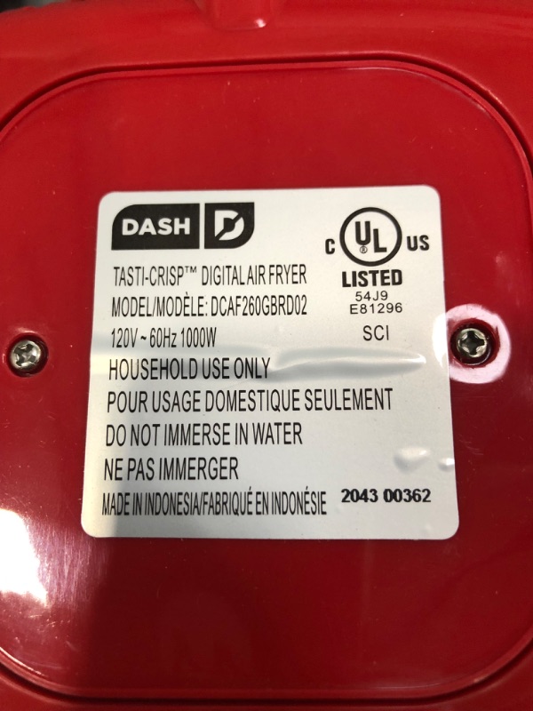 Photo 4 of **HAS CRACK & PARTS ONLY**
Dash Tasti-Crisp™ Digital Air Fryer with AirCrisp® Technology, Custom Presets, Temperature Control, and Auto Shut Off Feature, 2.6 Quart - Red
