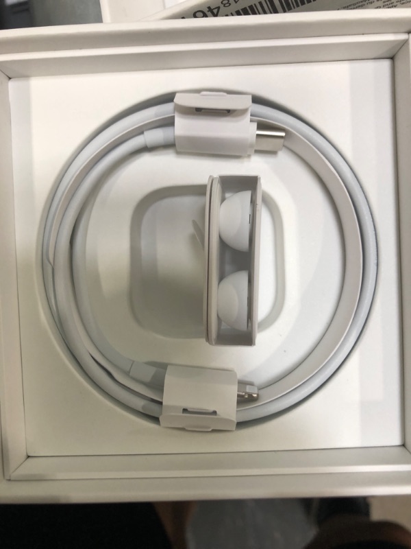 Photo 2 of slightly used**Apple AirPods Pro with MagSafe Wireless Charging Case (Latest Model)
