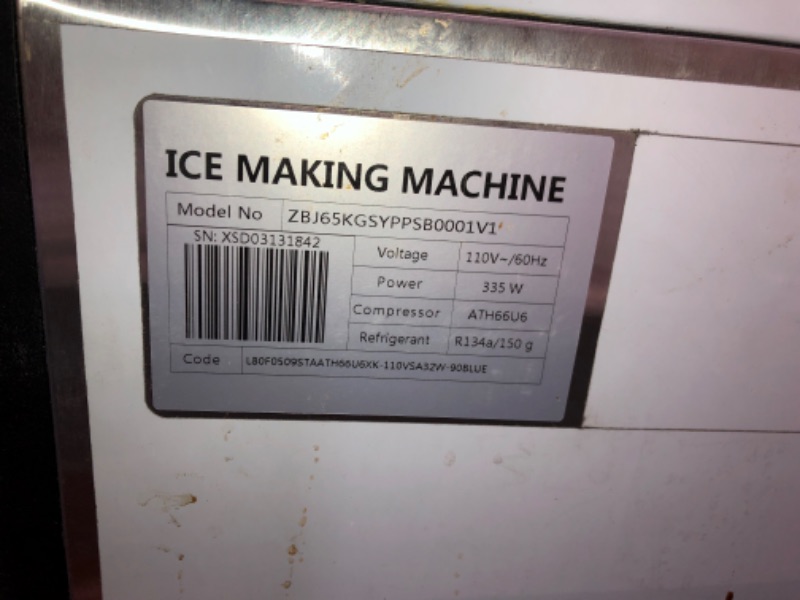 Photo 4 of 39 lb. Bin Stainless Steel Freestanding Ice Maker Machine with 110 lb. / 24 H Commercial Ice Maker in Silver
