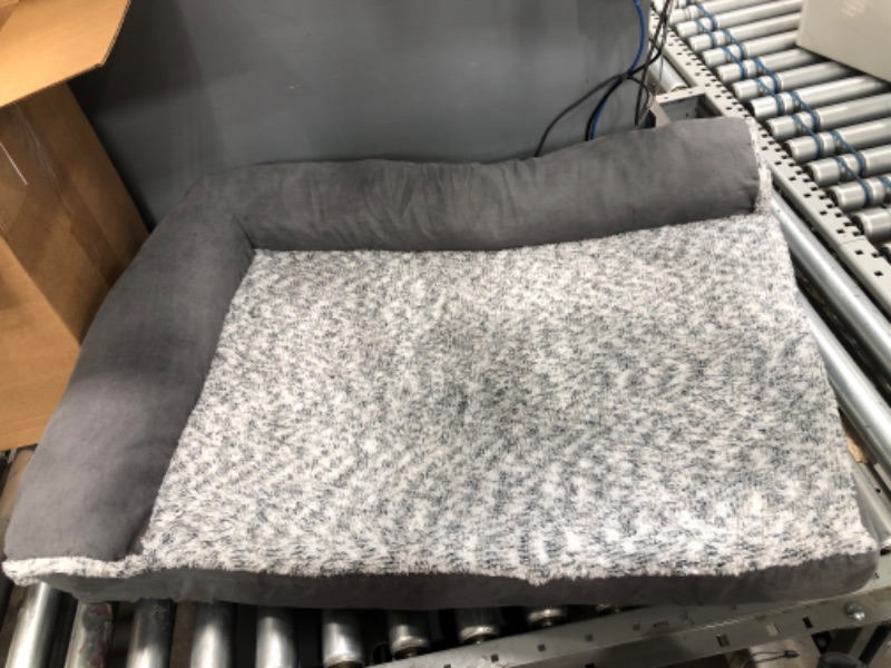 Photo 1 of 35" x 25" pet bed
