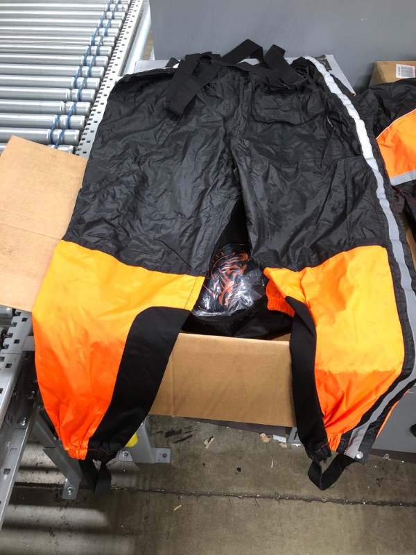 Photo 4 of Performance apparel rain gear
Size XXL