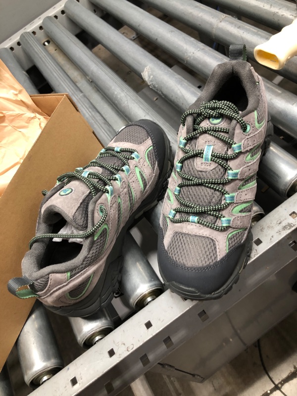 Photo 2 of Merrell Women's MOAB 2 WTPF Hiking Shoe
Size 7.5