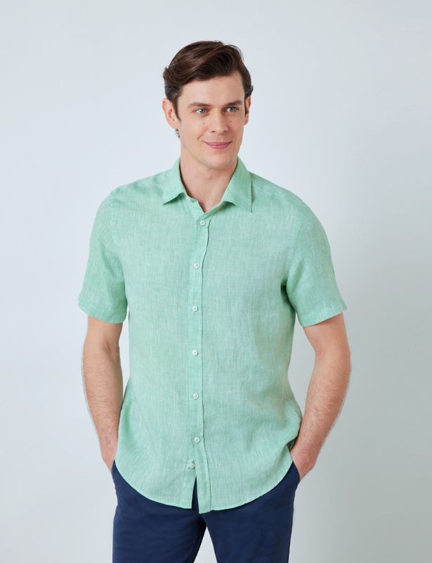 Photo 1 of ***Size: XL*** Men's Green Linen Relaxed Slim Fit Short Sleeve Shirt With Semi Cutaway Collar