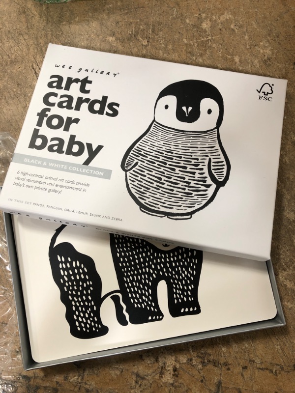 Photo 2 of Black and White Art Flash Cards for Babies, High Contrast Educational Animal Picture Cards, for Visual Stimulation, Brain and Memory Development in Infants and Toddlers (0-24 Months) by Wee Gallery
