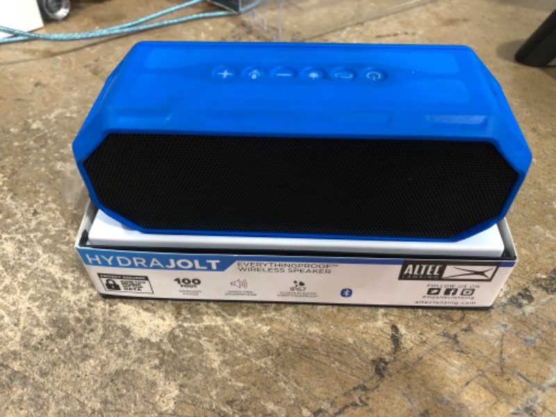 Photo 2 of Altec Lansing HydraJolt Bluetooth Speaker

