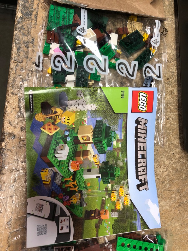 Photo 3 of **MISSING LEGOS** LEGO Minecraft The Bee Farm 21165 Minecraft Building Action Toy with a Beekeeper, Plus Cool Bee and Sheep Figures, New 2021 (238 Pieces),Multicolor
