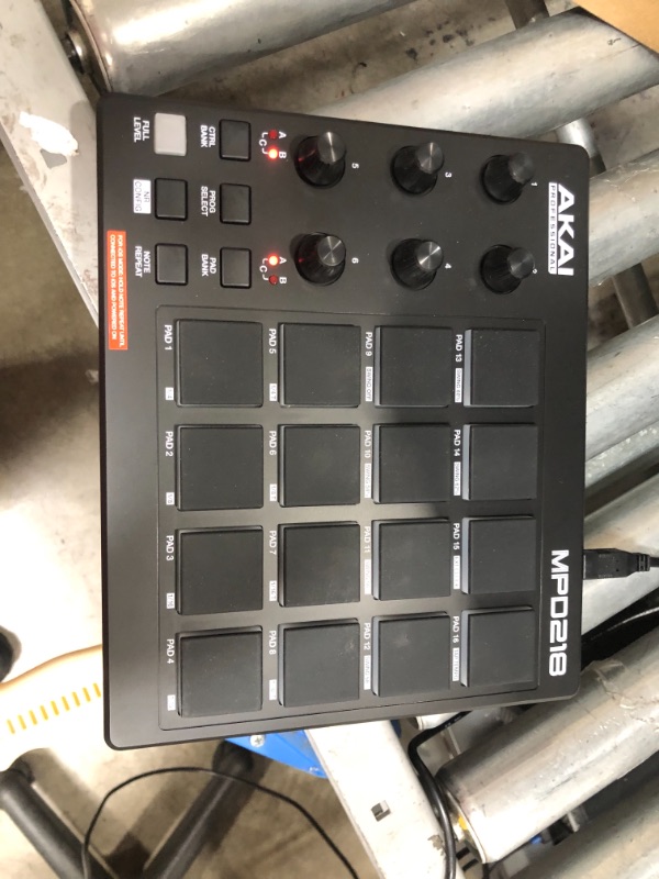 Photo 3 of AKAI Professional MPD218 - USB MIDI Controller with 16 MPC Drum Pads, 6 Assignable Knobs, Note Repeat & Full Level Buttons and Production Software
