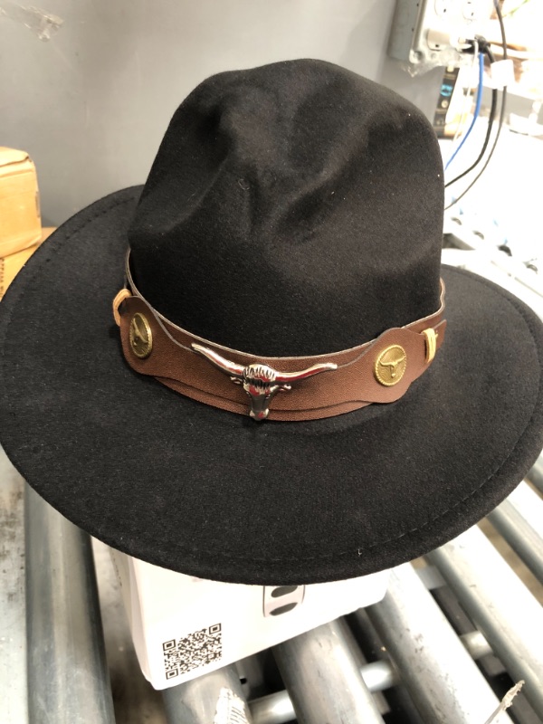 Photo 2 of Fashion Western Cowboy Hat Imitation Wool Felt Hat Metal Bull Head Decoration