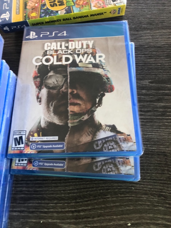 Photo 2 of Call of Duty Black Ops Cold War - PS4