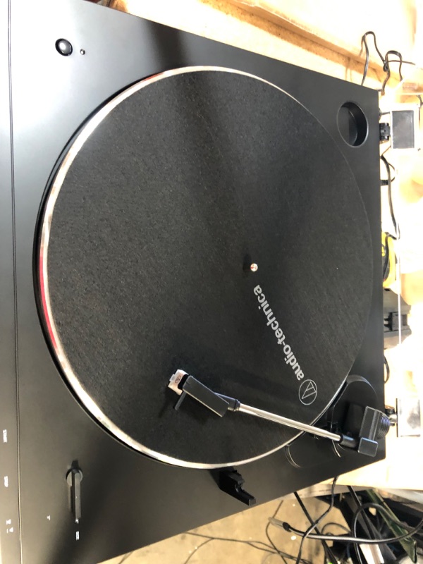 Photo 5 of (CRACKED LID) Audio-Technica AT-LP60XBT-BK Fully Automatic Bluetooth Belt-Drive Stereo Turntable, Black, Hi-Fi, 2 Speed, Dust Cover, Anti-Resonance, Die-cast Aluminum Platter
