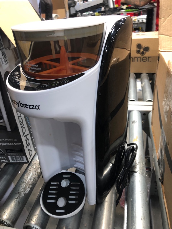 Photo 1 of Baby Brezza New and Improved Formula Pro Advanced Dispenser Machine