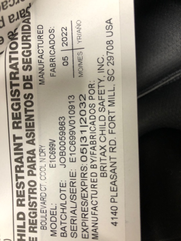 Photo 1 of Britax Boulevard ClickTight Convertible Car Seat, Cool N Dry Charcoal - Cooling & Moisture Wicking Fabric
