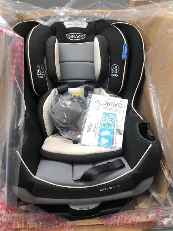 Photo 2 of Graco Extend2Fit Convertible Car Seat, Gotham