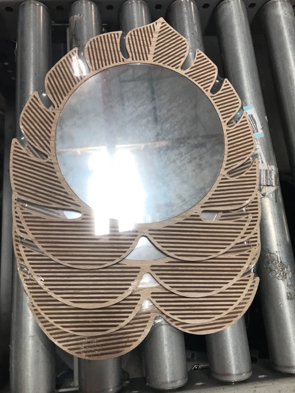 Photo 1 of 4 PACK: Leaf Wood Circle Mirror 
