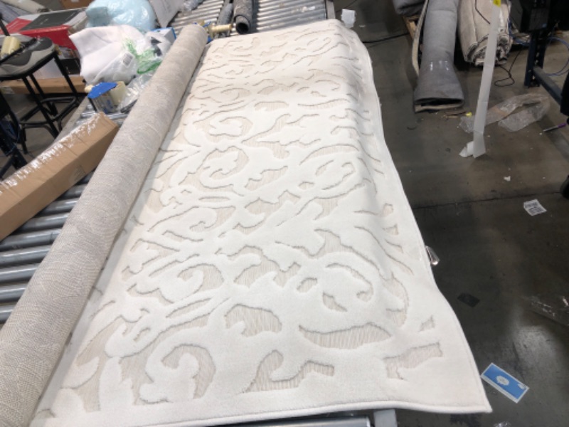 Photo 1 of 6x9ft white area rug 