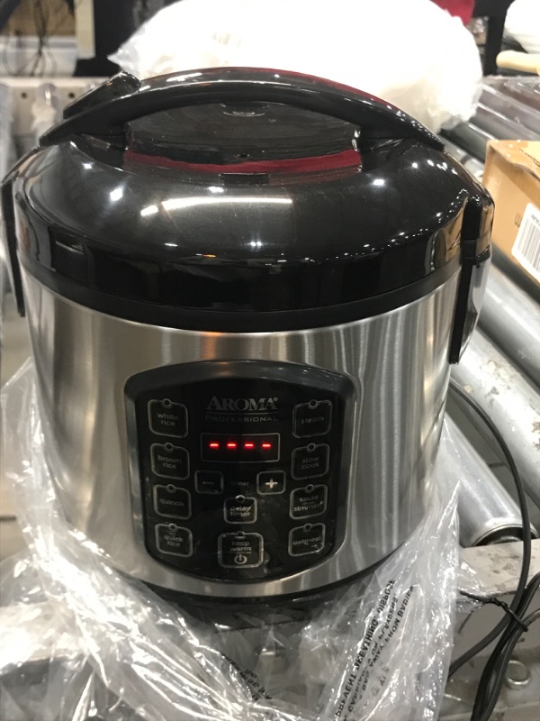 Photo 2 of Aroma Housewares ARC-954SBD Rice Cooker, 4-Cup Uncooked 2.5 Quart, Professional  Version 8.5"D x 9.25"W x 9.13"H
