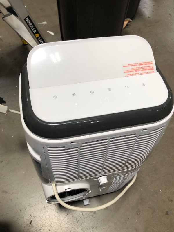 Photo 3 of (DOES NOT FUNCTION)Black+Decker 14000 Btu Portable Air Conditioner With Remote Control White
**DOES NOT POWER ON, FOR PARTS ONLY**