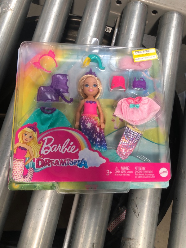 Photo 2 of Barbie Dreamtopia Chelsea Doll Dress-up Set

