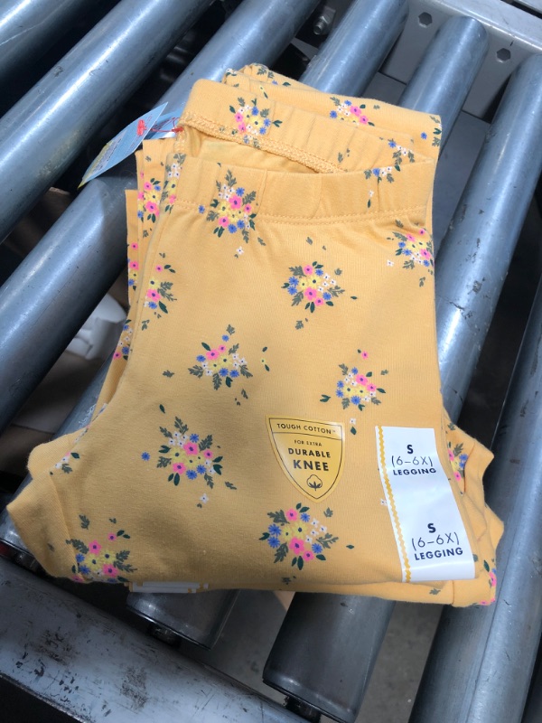 Photo 1 of 6 PACK*
Girl' Floral Legging - Cat & Jack™
SMALL