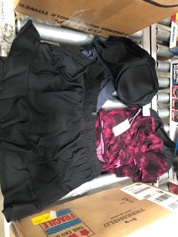 Photo 1 of 3 ITEMS*
WOMENS CLOTHES BUNDLE
1X
