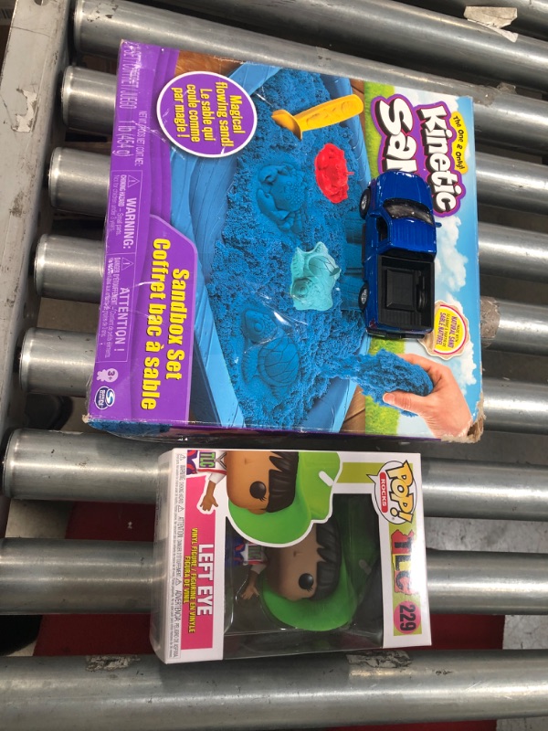 Photo 1 of 3 ITEMS**
TOY BUNDLE