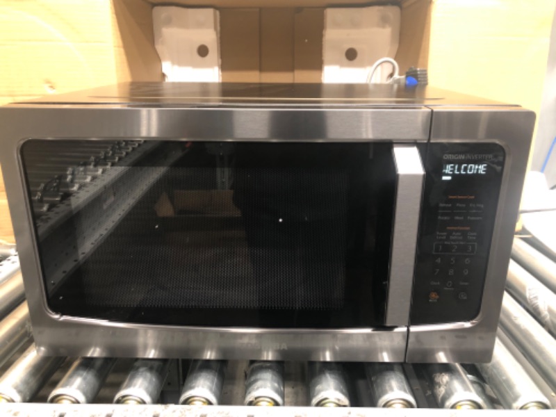 Photo 3 of *Tested-Powers On* TOSHIBA ML-EM45PIT(BS) Countertop Microwave Oven With Inverter Technology, Kitchen Essentials, Smart Sensor, Auto Defrost, 1.6 Cu Ft, 13.6" Removable Turntable, 33lb.&1250W, Black Color 1.6 Cu. Ft.-Inverter Microwave Oven