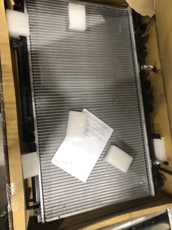 Photo 2 of Denso - 2210500 Radiator