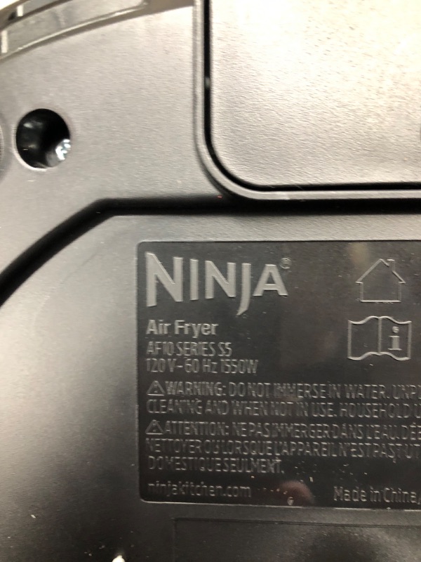 Photo 3 of ***TESTED WORKING; FACTORY SEALED*** Ninja AF101 Air Fryer that Crisps, Roasts, Reheats, & Dehydrates, for Quick, Easy Meals, 4 Quart Capacity, & High Gloss Finish, Black/Grey 4 Quarts