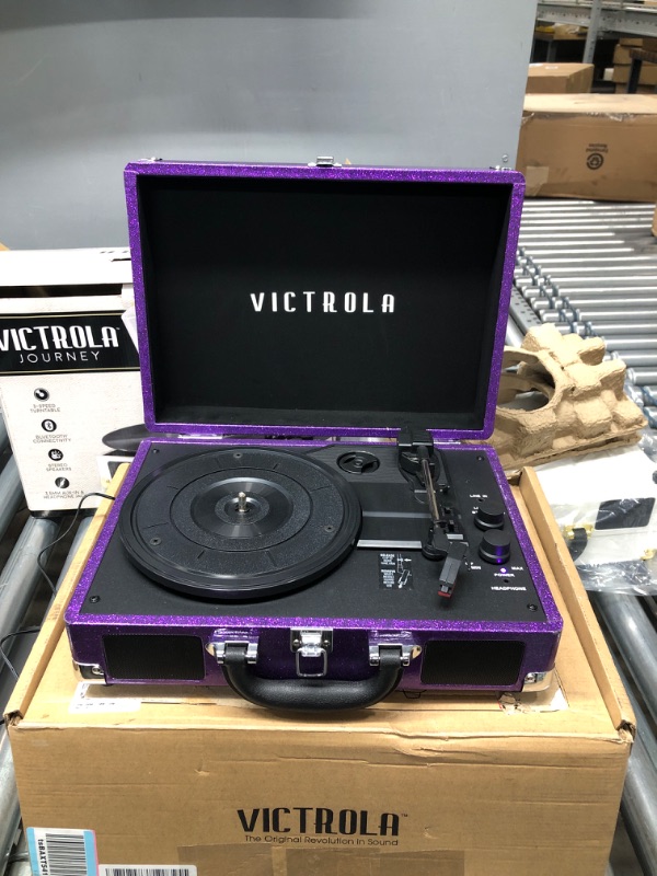 Photo 3 of ***TESTED WORKING SEE NOTES*** Victrola Vintage 3-Speed Bluetooth Portable Suitcase Record Player with Built-in Speakers | Upgraded Turntable Audio Sound| Includes Extra Stylus | Purple Glitter (VSC-550BT-GPR), 1SFA Purple Glitter Record Player