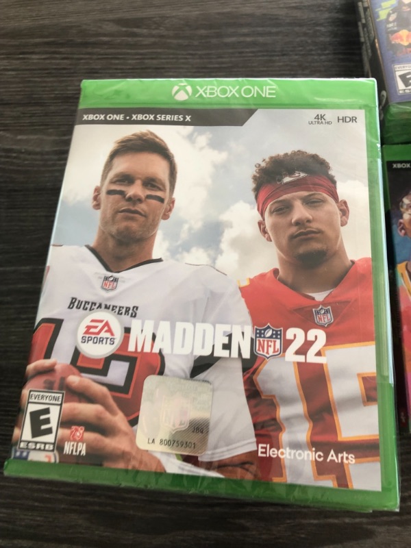 Photo 2 of Madden NFL 22 - Xbox One/Series X|S

