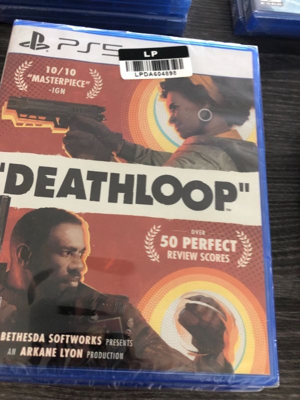 Photo 1 of Deathloop - PlayStation 5

