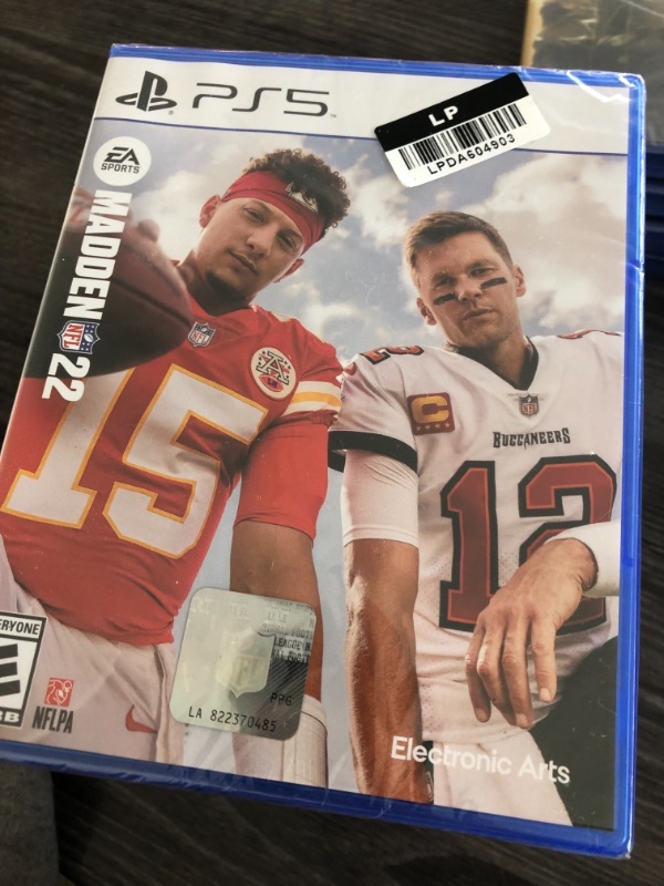 Photo 2 of Madden NFL 22 - PlayStation 5

