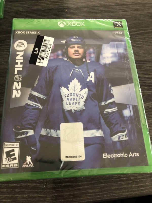 Photo 2 of NHL 22 - Xbox Series X
