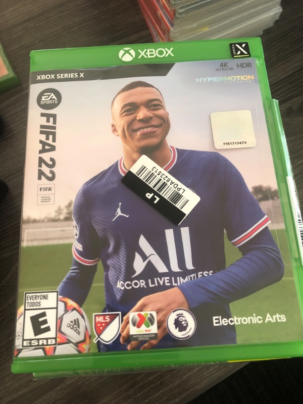 Photo 2 of Electronic Arts FIFA 22 Standard Edition for Xbox Series X|S #