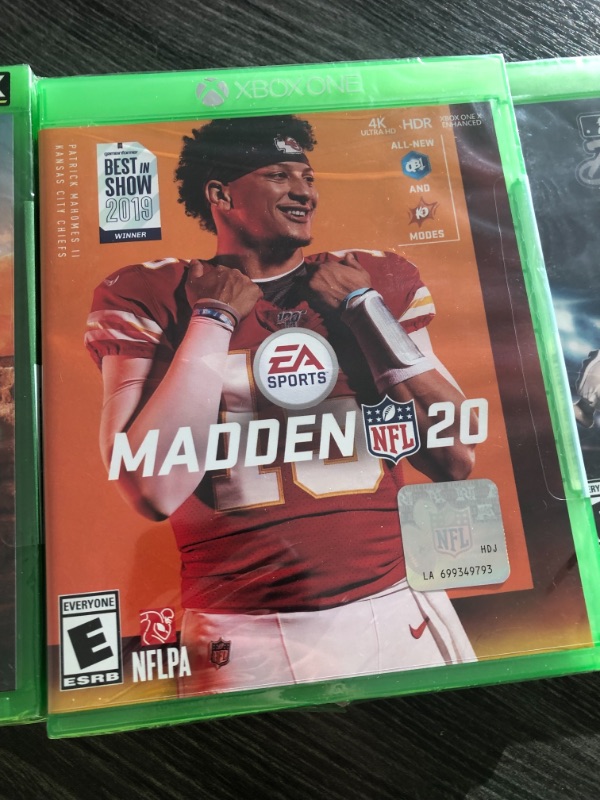 Photo 2 of Madden NFL 20 - Xbox One