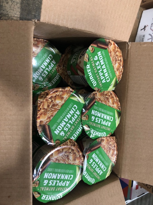 Photo 1 of 12 Pack Quaker Instant Oatmeal Apple Cinnamon, 1.51 Ounce
Best Use By 03/2023