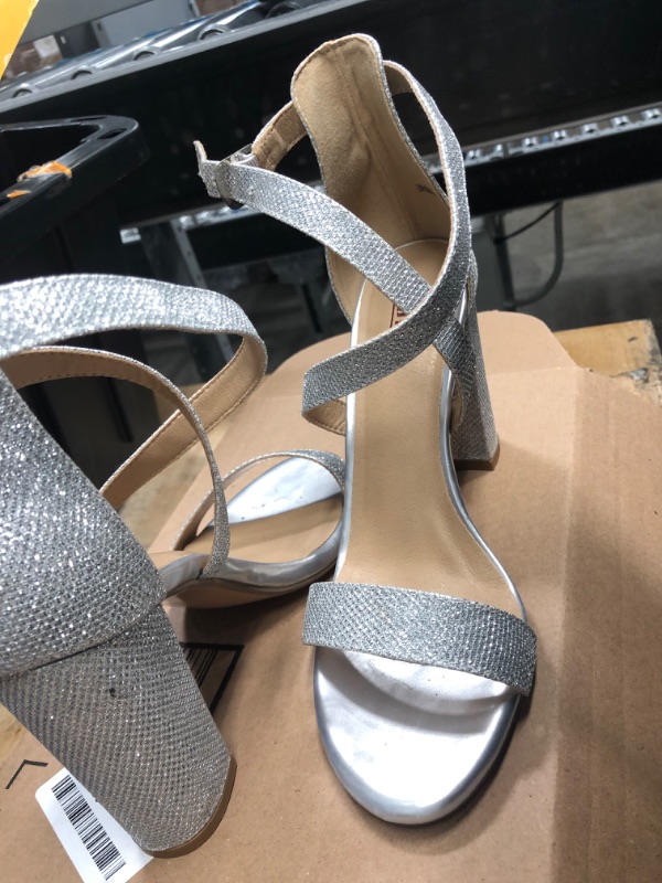 Photo 4 of IDIFU Women's IN3 Grace Strappy Block Heels Sandals Silver Sparkle Size 8  