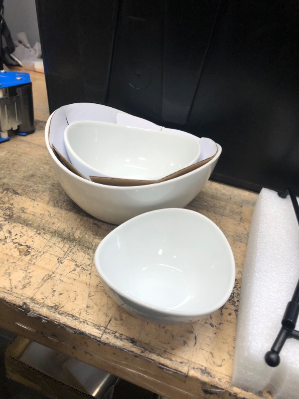 Photo 1 of 3 Tier Oval Bowl Set
