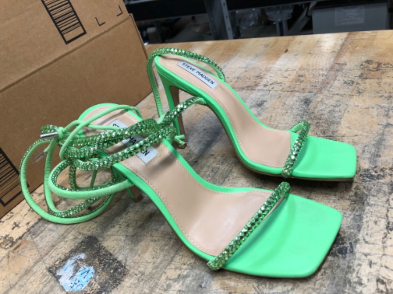 Photo 2 of ***DAMAGED SHOOLACE***
Steve Madden Women's Uplift Heeled Sandal 8.5 Light Green 