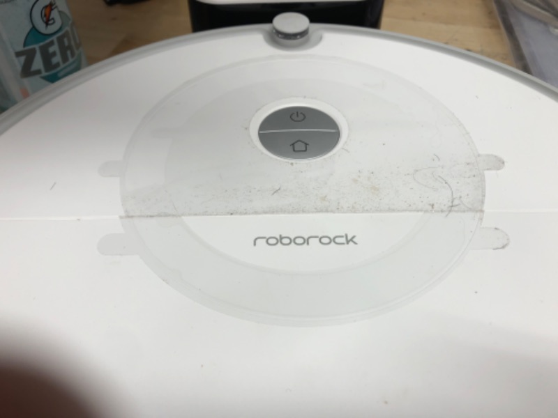 Photo 2 of roborock E5 Mop Robot Vacuum Cleaner, 2500Pa Strong Suction, Wi-Fi Connected, APP Control, Compatible with Alexa, Ideal for Pet Hair, Carpets, Hard Floors (White)
