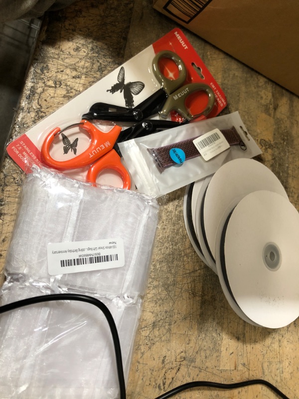 Photo 1 of assorted goods bundle - 6pcs
